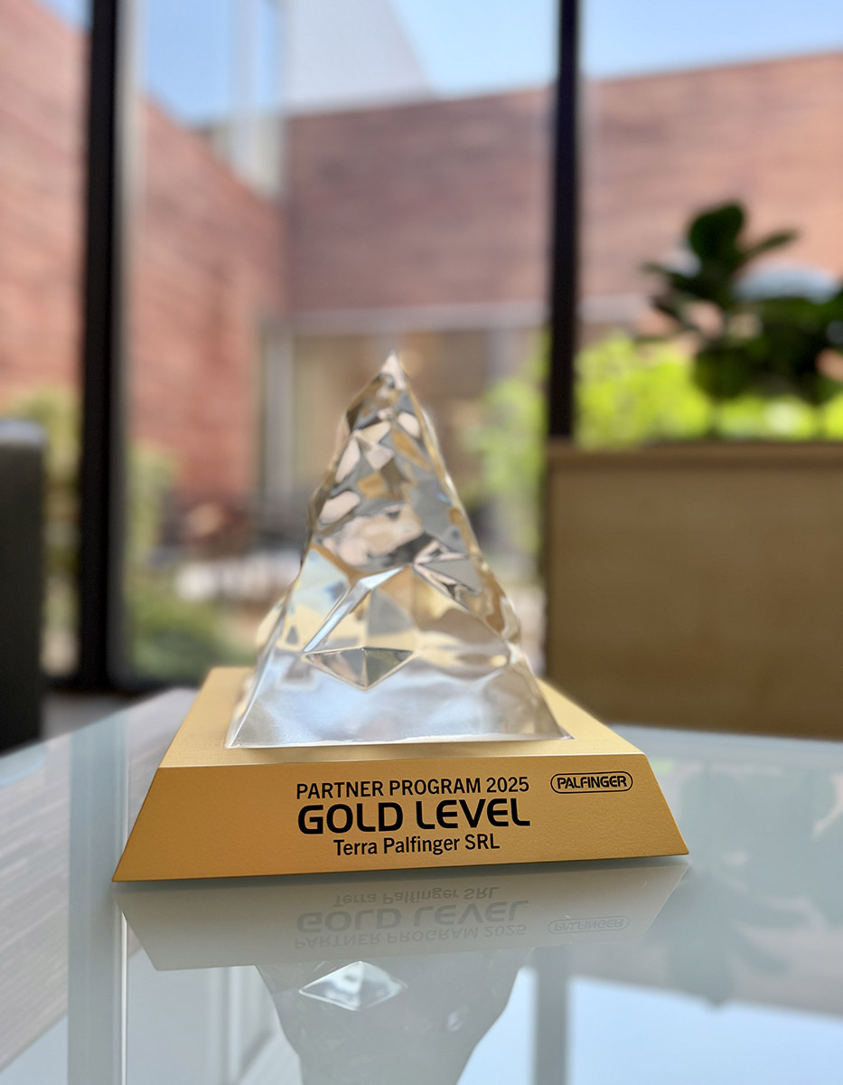 Gold Level - Parner Program 2025 - PALFINGER - TERRA.jpg